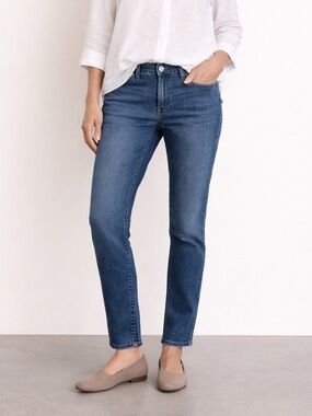 Eileen Fisher Size 0 Slim Leg Organic Cotton Denim Jeans